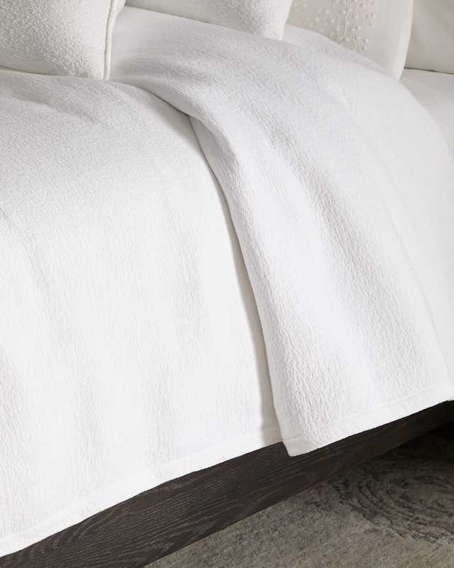 Winslow King Coverlet